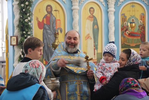 Покров Пресвятой Богородицы